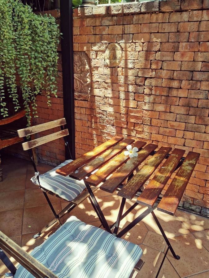 Tavee Guesthouse Μπανγκόκ Εξωτερικό φωτογραφία