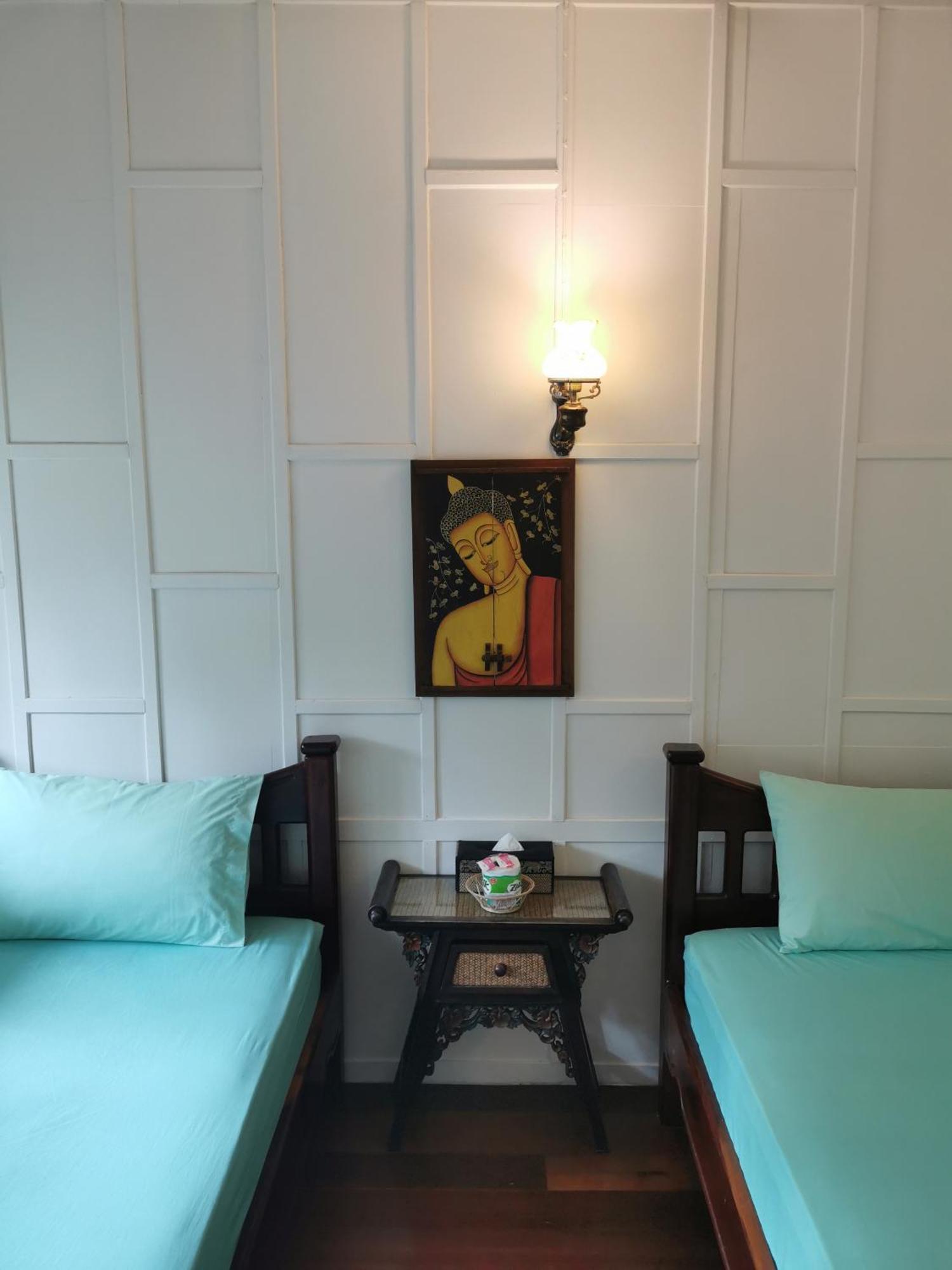 Tavee Guesthouse Μπανγκόκ Δωμάτιο φωτογραφία